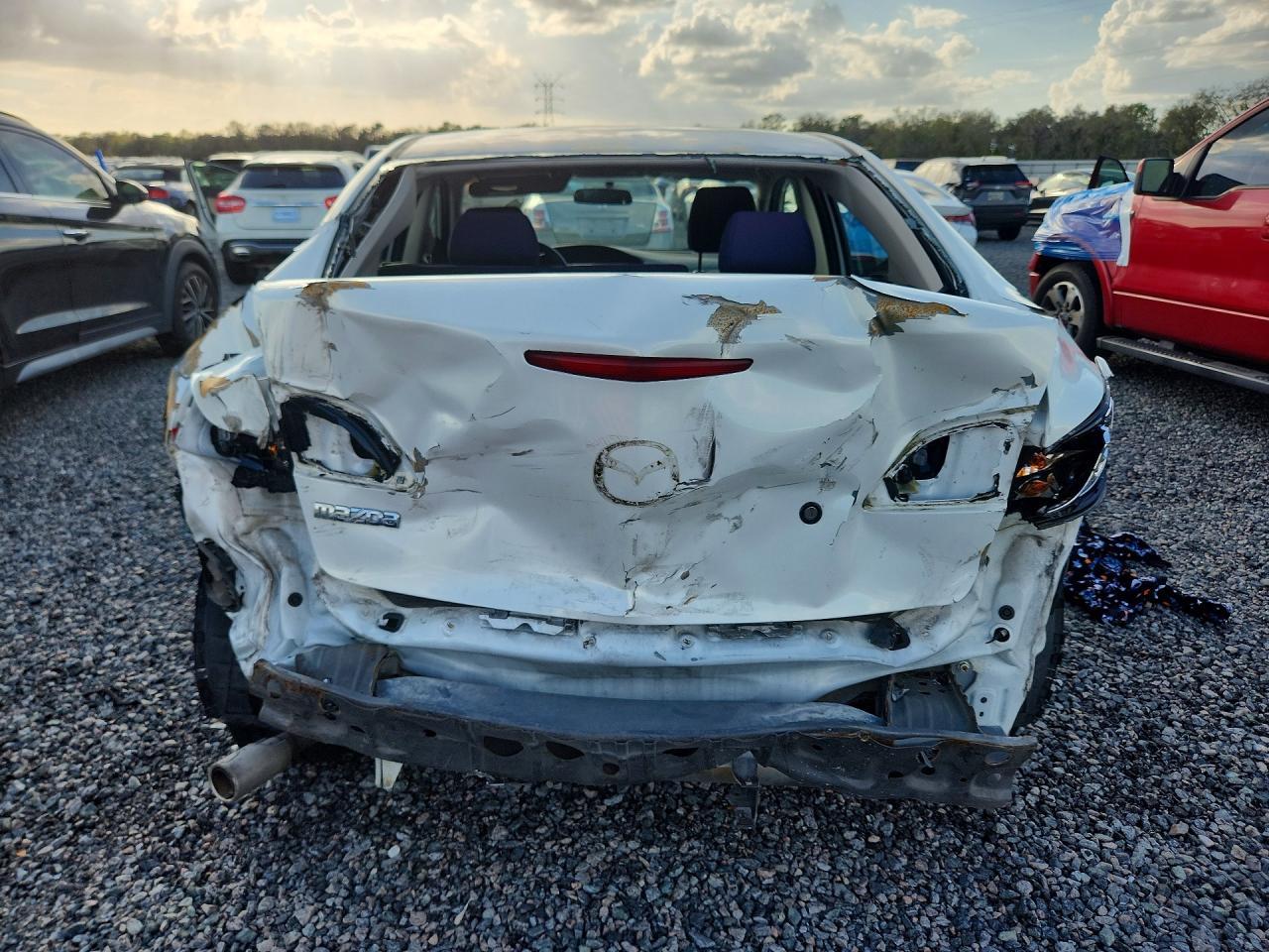 2010 Mazda 3 I - Image 6