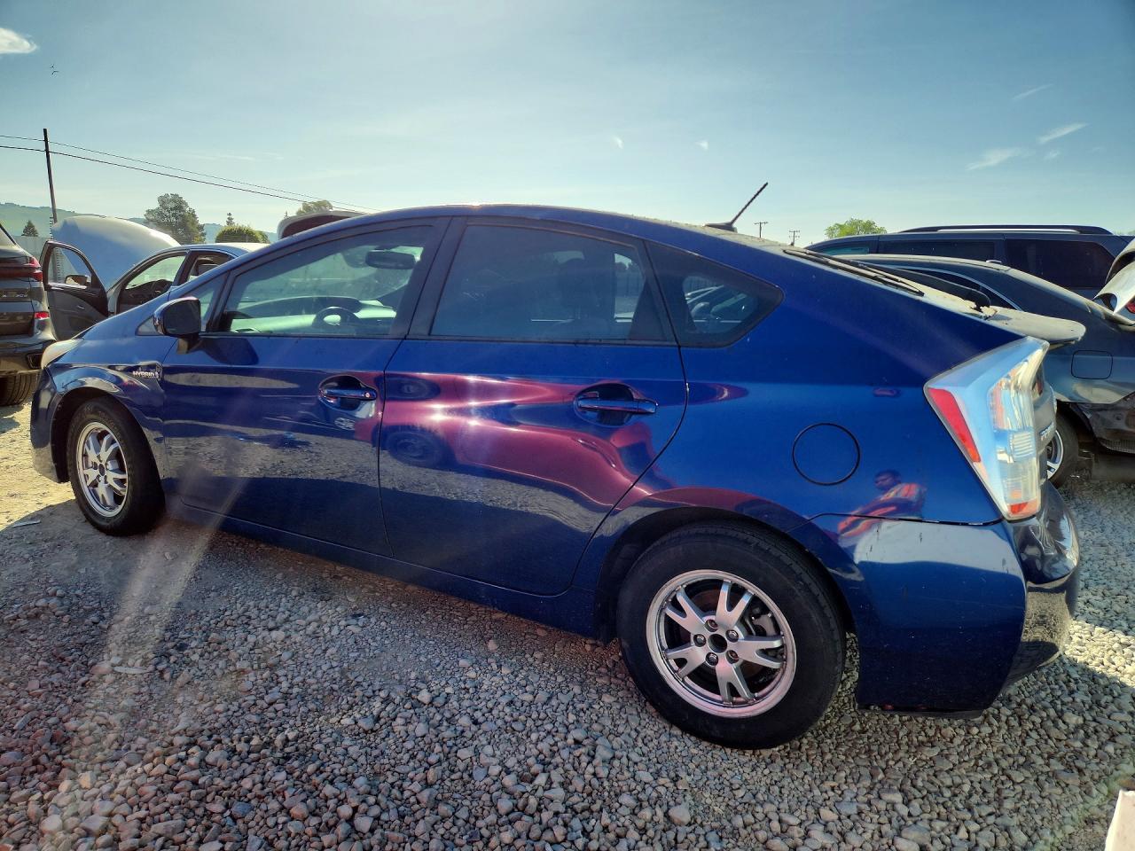 2010 Toyota Prius Iv - Фото 2