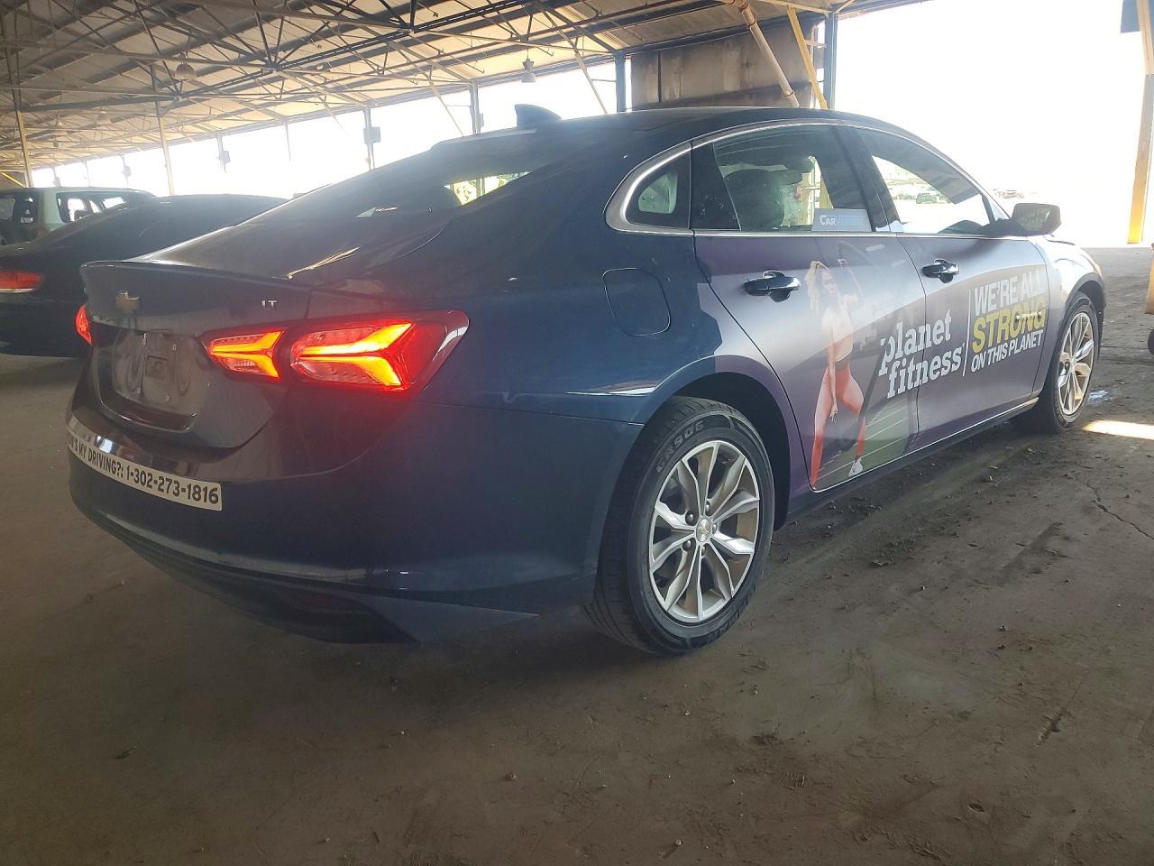 2022 Chevrolet Malibu Lt - Image 3