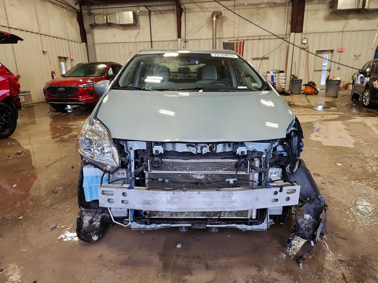 2012 Toyota Prius Three - Image 5