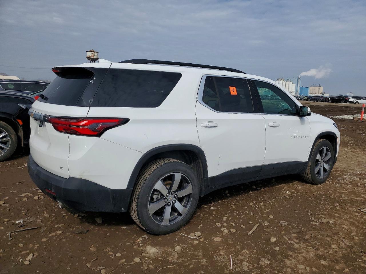 2023 Chevrolet Traverse Lt - Фото 3