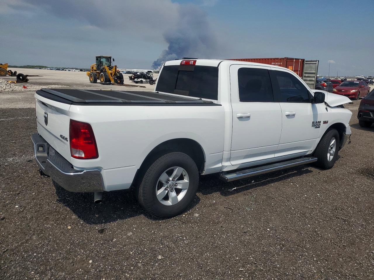 2019 Ram 1500 Classic Slt - Фото 3