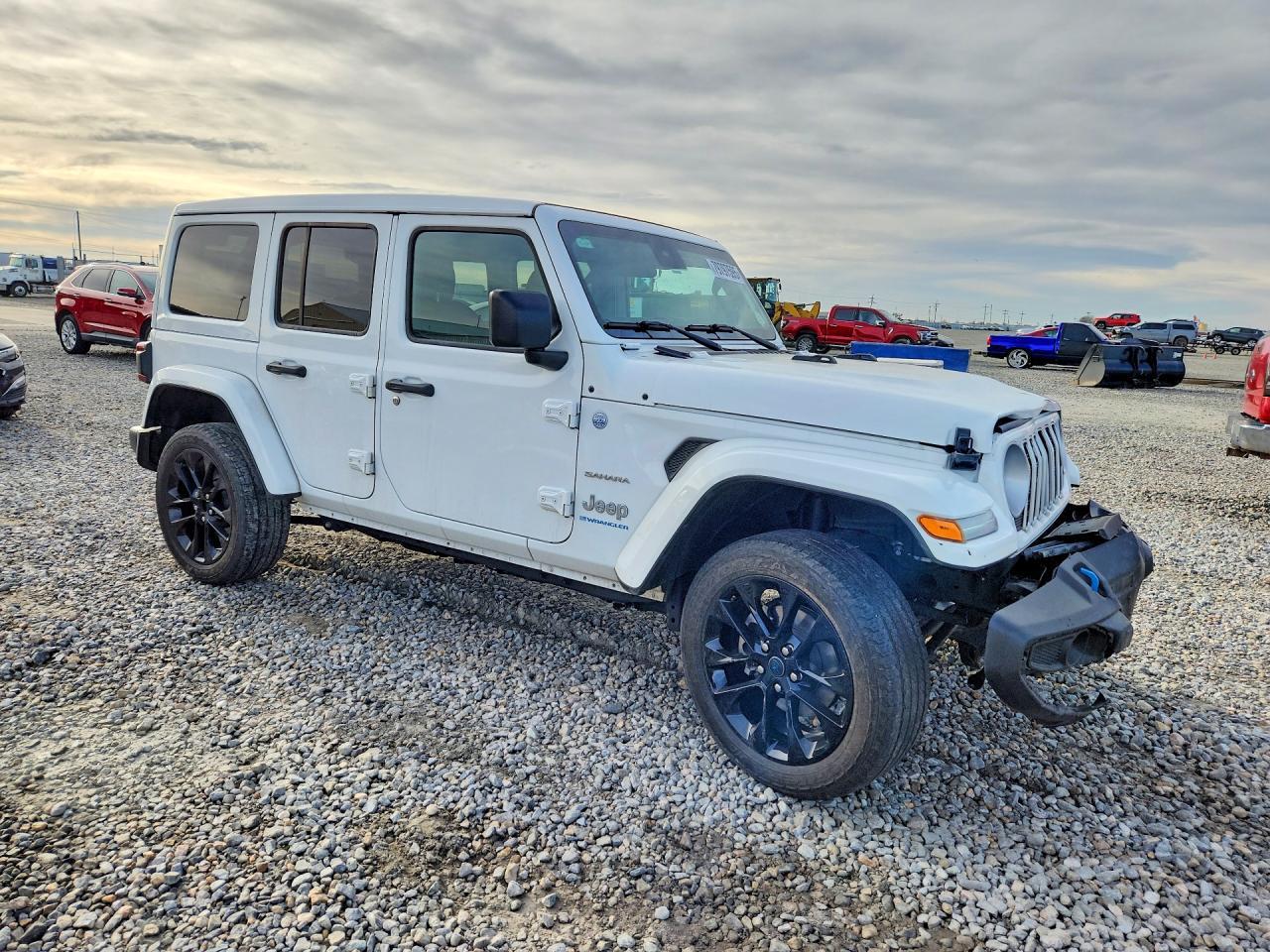 2024 Jeep Wrangler Sahara 4Xe - Фото 4