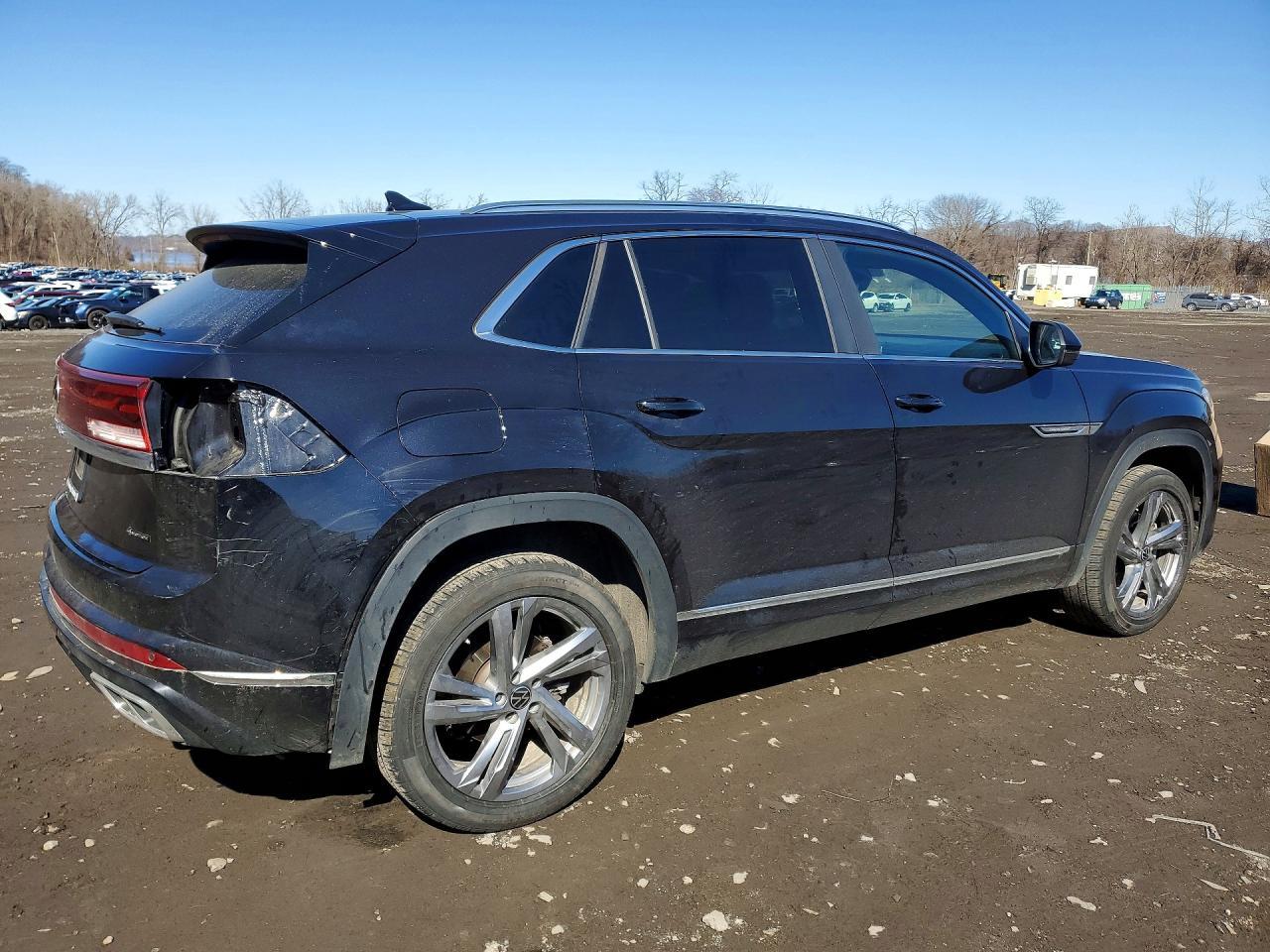 2024 Volkswagen Atlas Cross Sport Sel R-Line - Фото 3