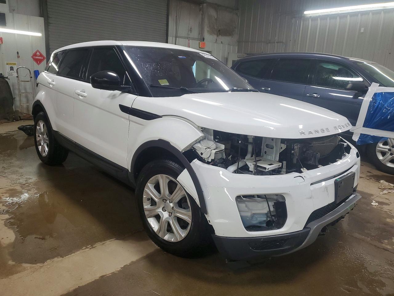 2019 Land Rover Range Rover Evoque Se - Image 4