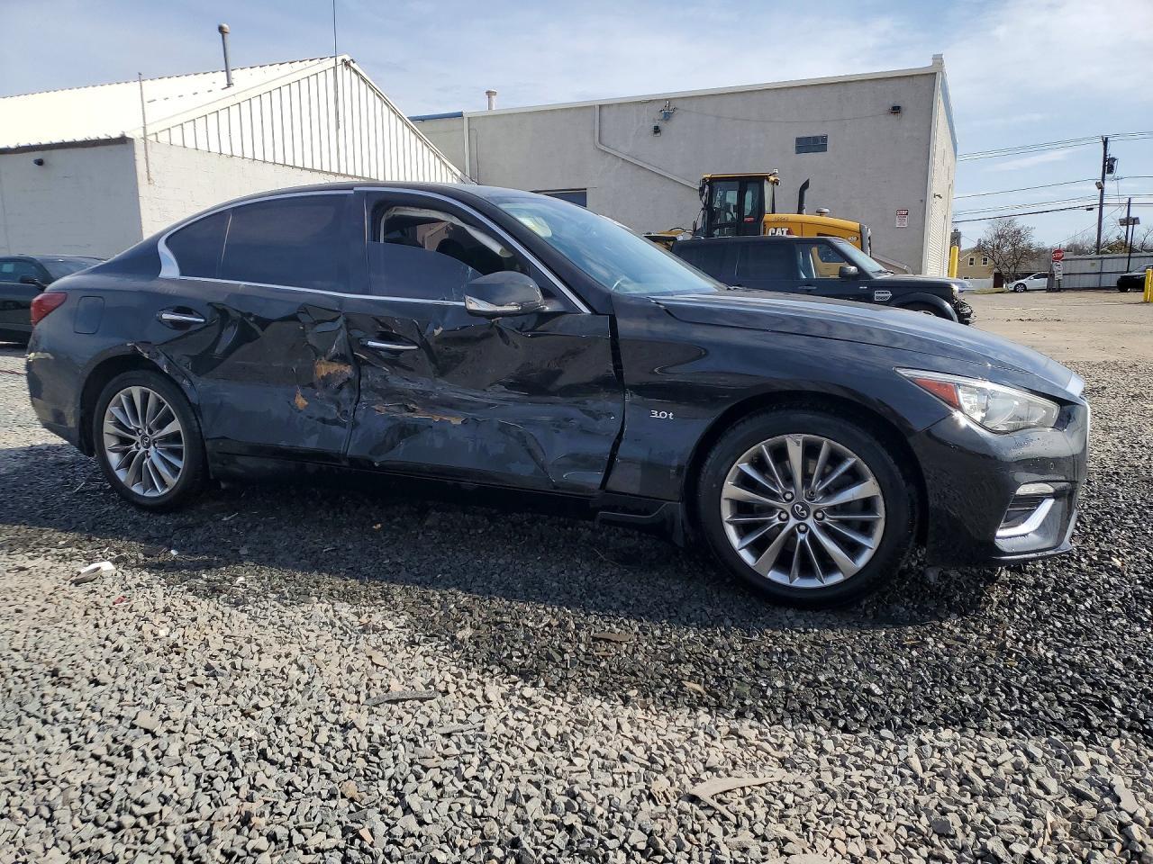 2019 Infiniti Q50 3.0T Luxe - Фото 4