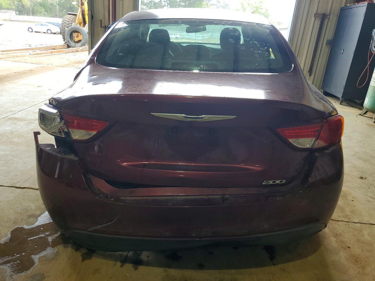 2016 Chrysler 200 Lx - Image 6