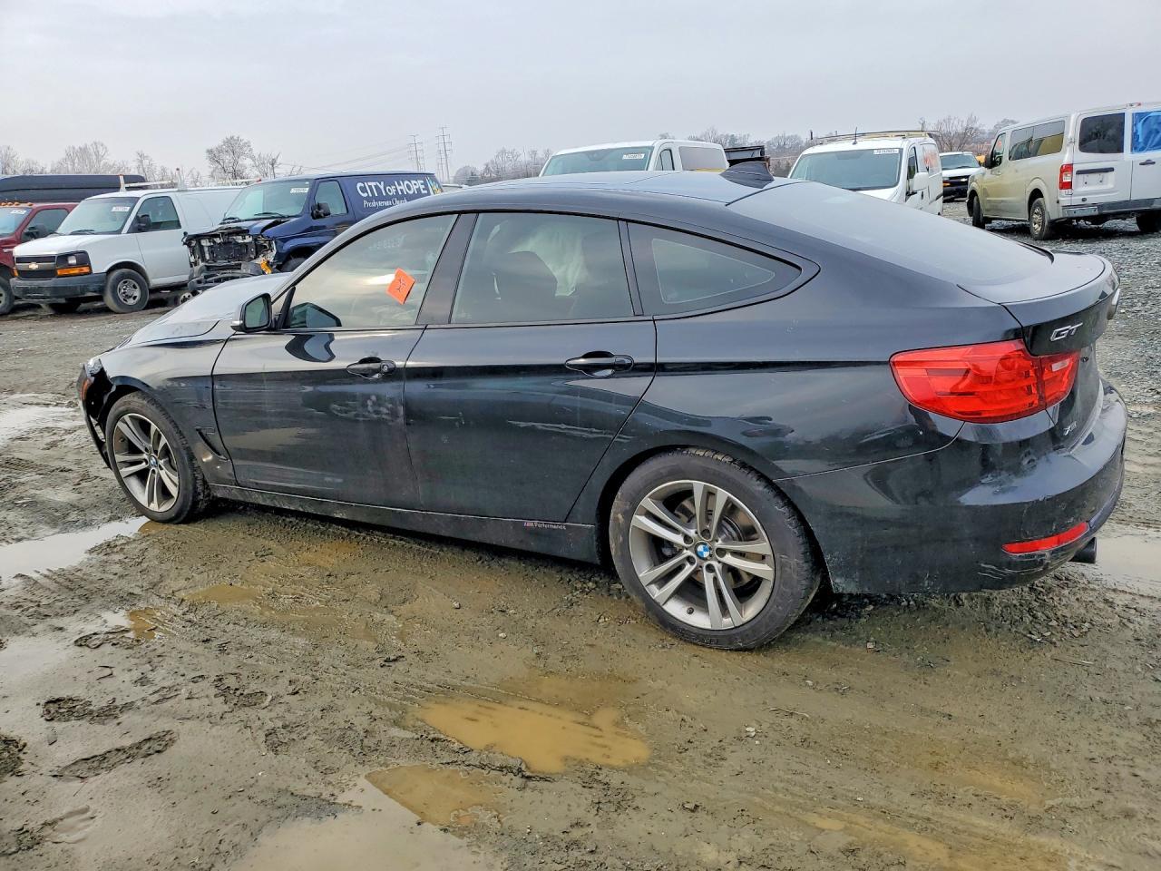 2016 BMW 335 Xigt - Image 2
