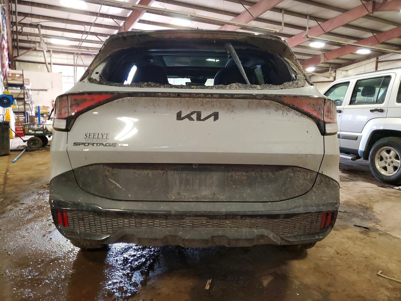 2025 Kia Sportage X-Pro Prestige - Image 6