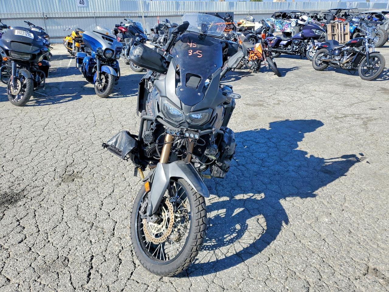2018 Honda Crf1000 D - Image 2