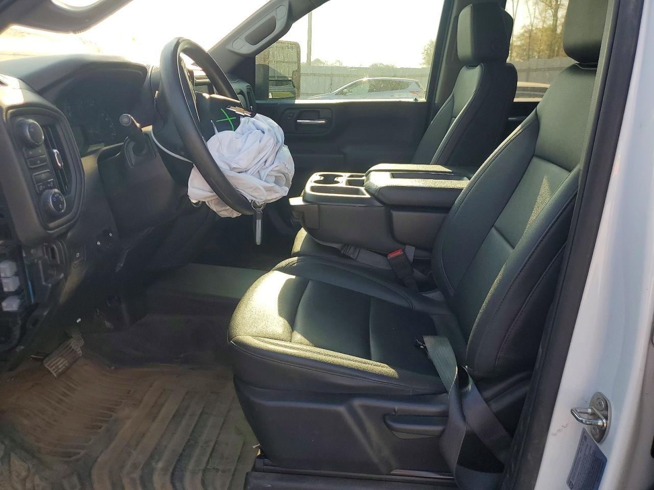 2024 Chevrolet Silverado K2500 Heavy Duty - Image 7