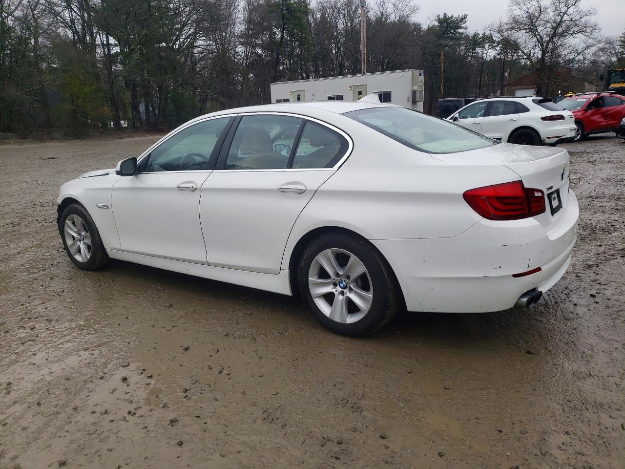2013 BMW 528 Xi - Фото 2