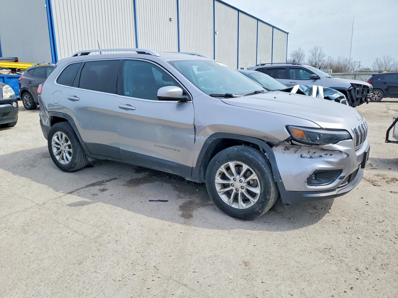 2019 Jeep Cherokee Latitude - Фото 4