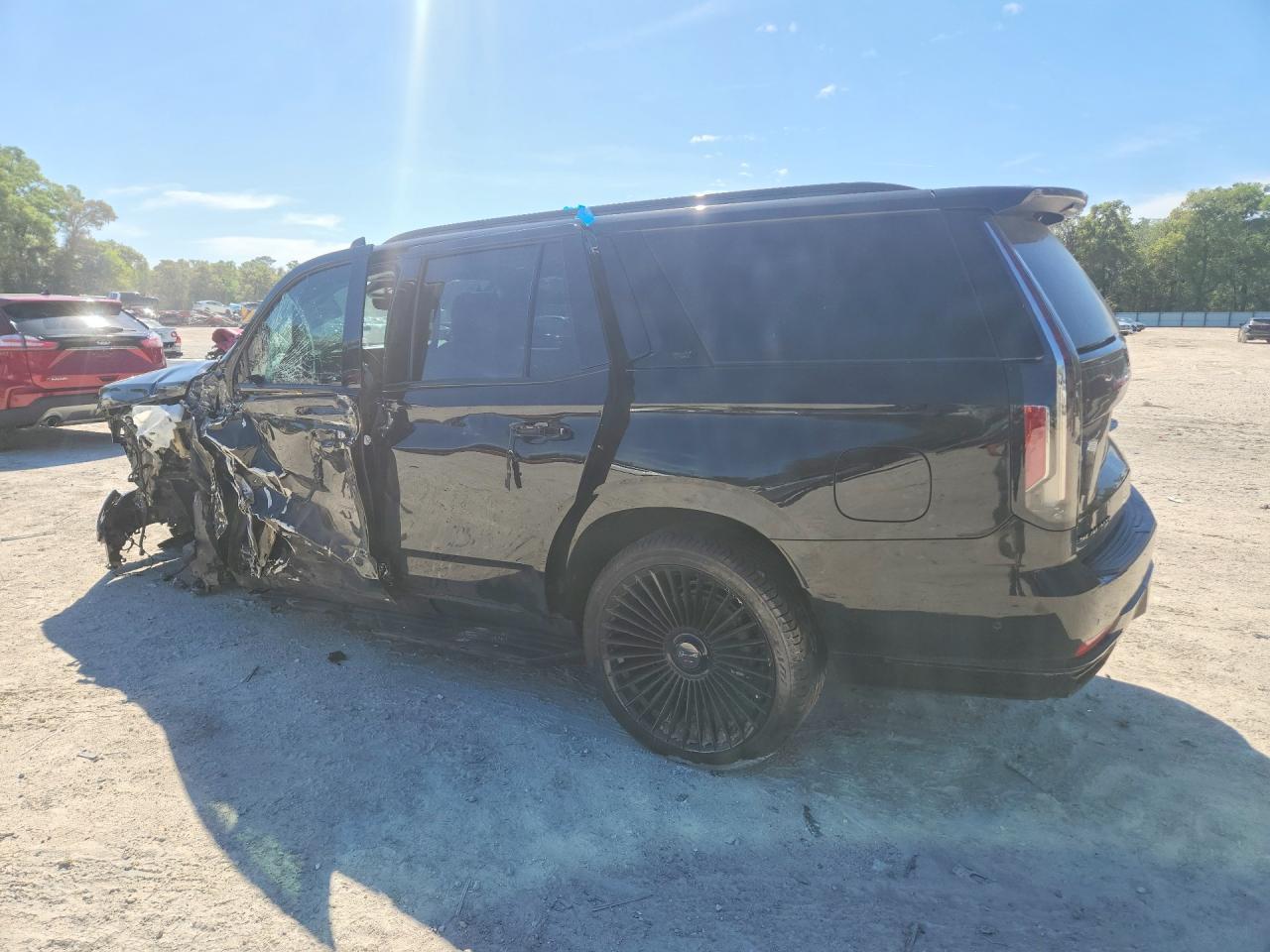 2021 Cadillac Escalade Sport Platinum - Фото 2