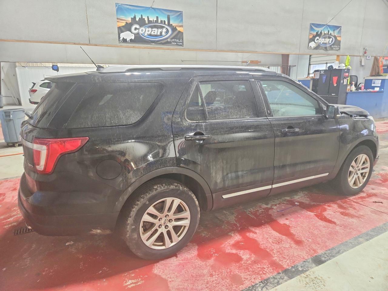 2018 Ford Explorer Xlt - Image 3