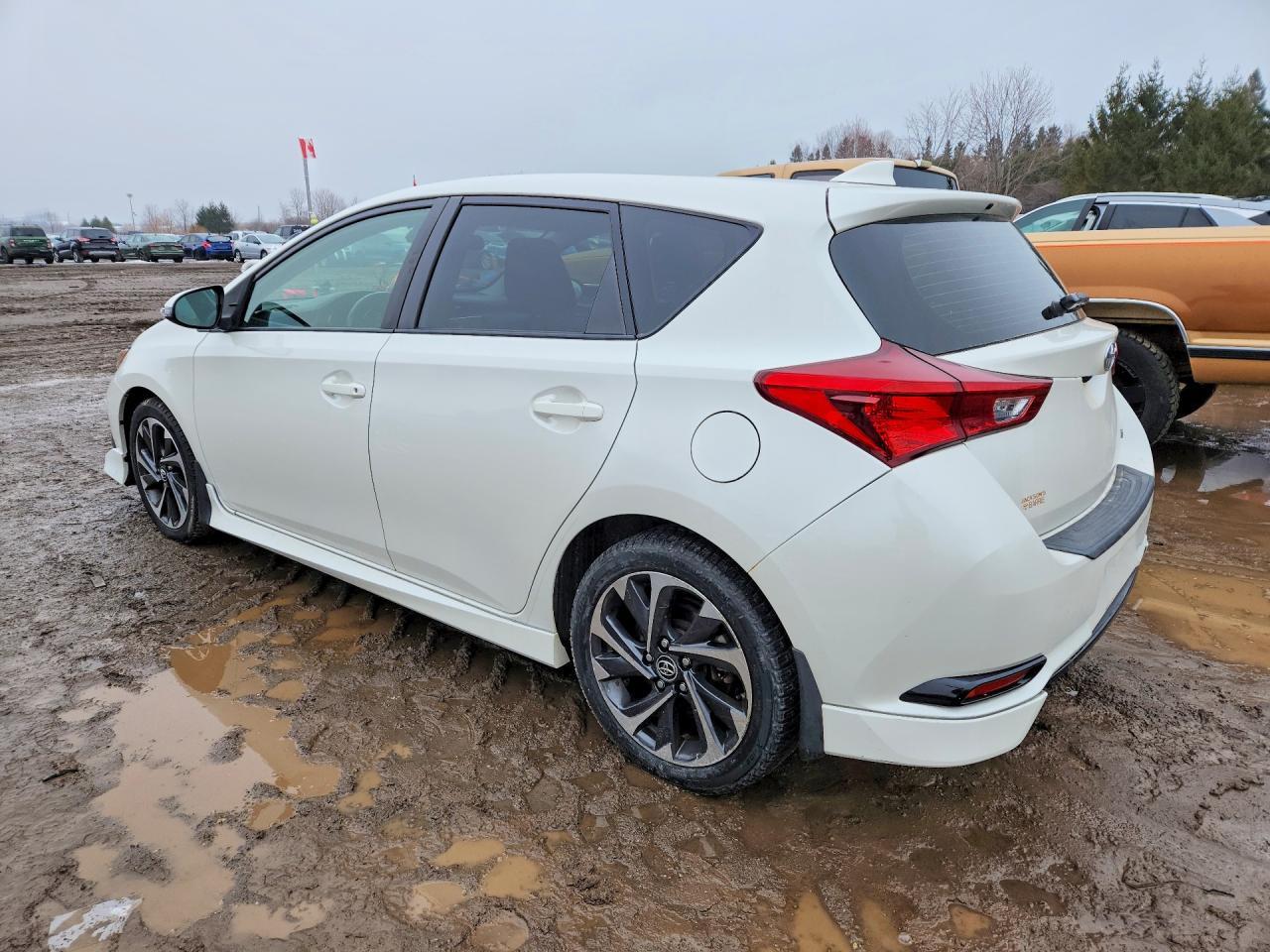 2018 Toyota Corolla Im Base - Image 2