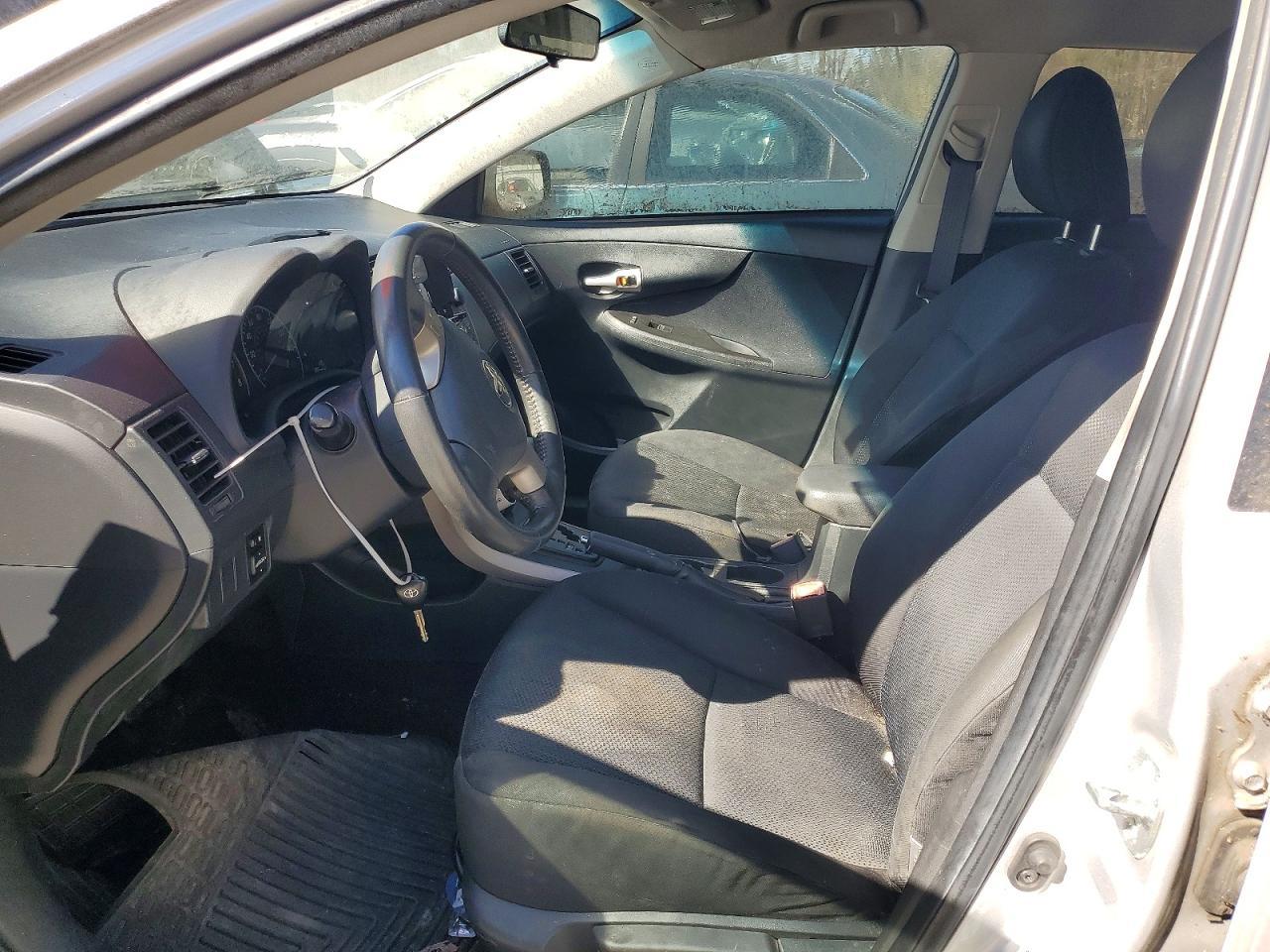 2009 Toyota Corolla S - Image 7