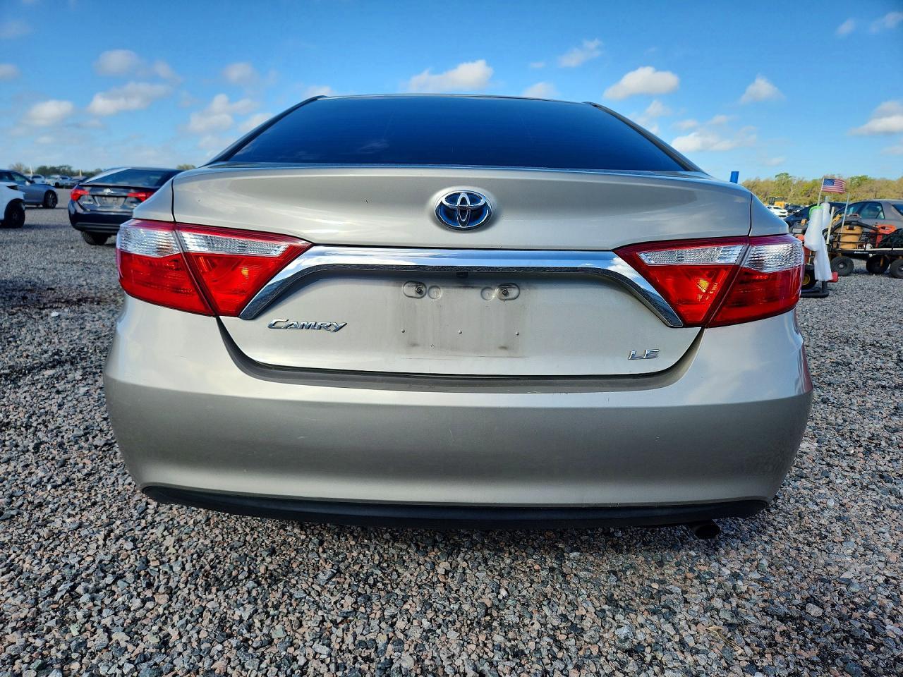 2015 Toyota Camry - Фото 6
