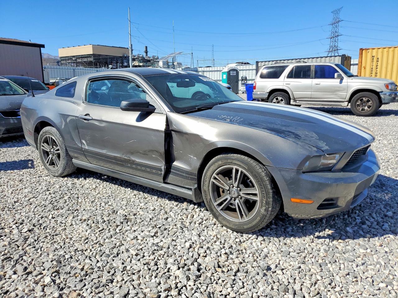2010 Ford Mustang - Фото 4