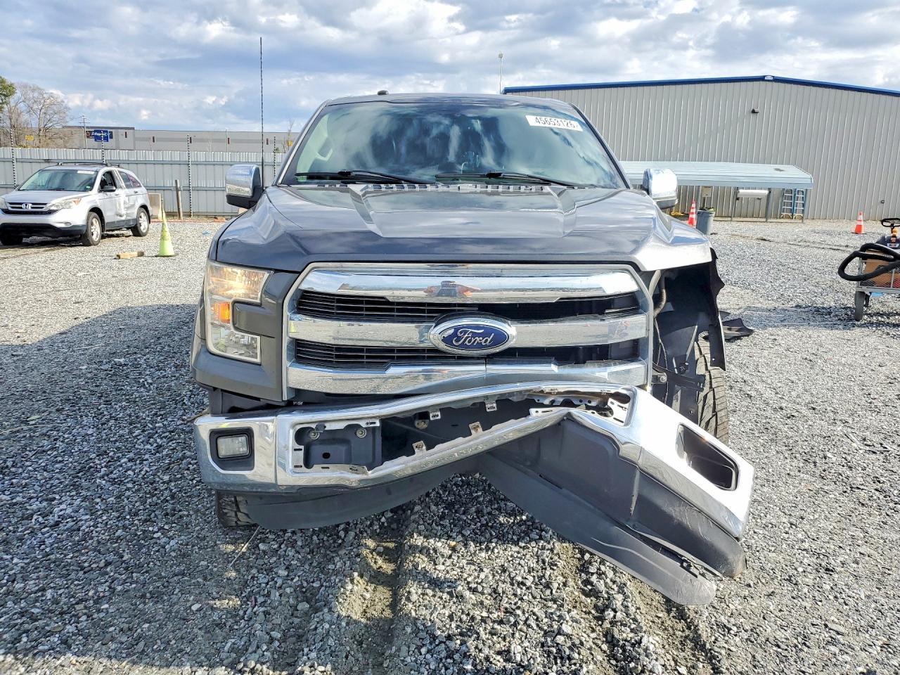 2016 Ford F150 Supercrew - Image 5