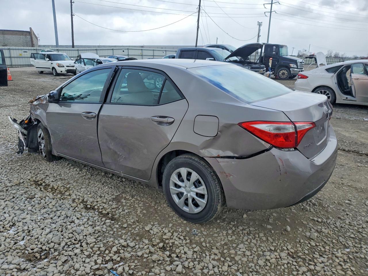 2014 Toyota Corolla - Фото 2