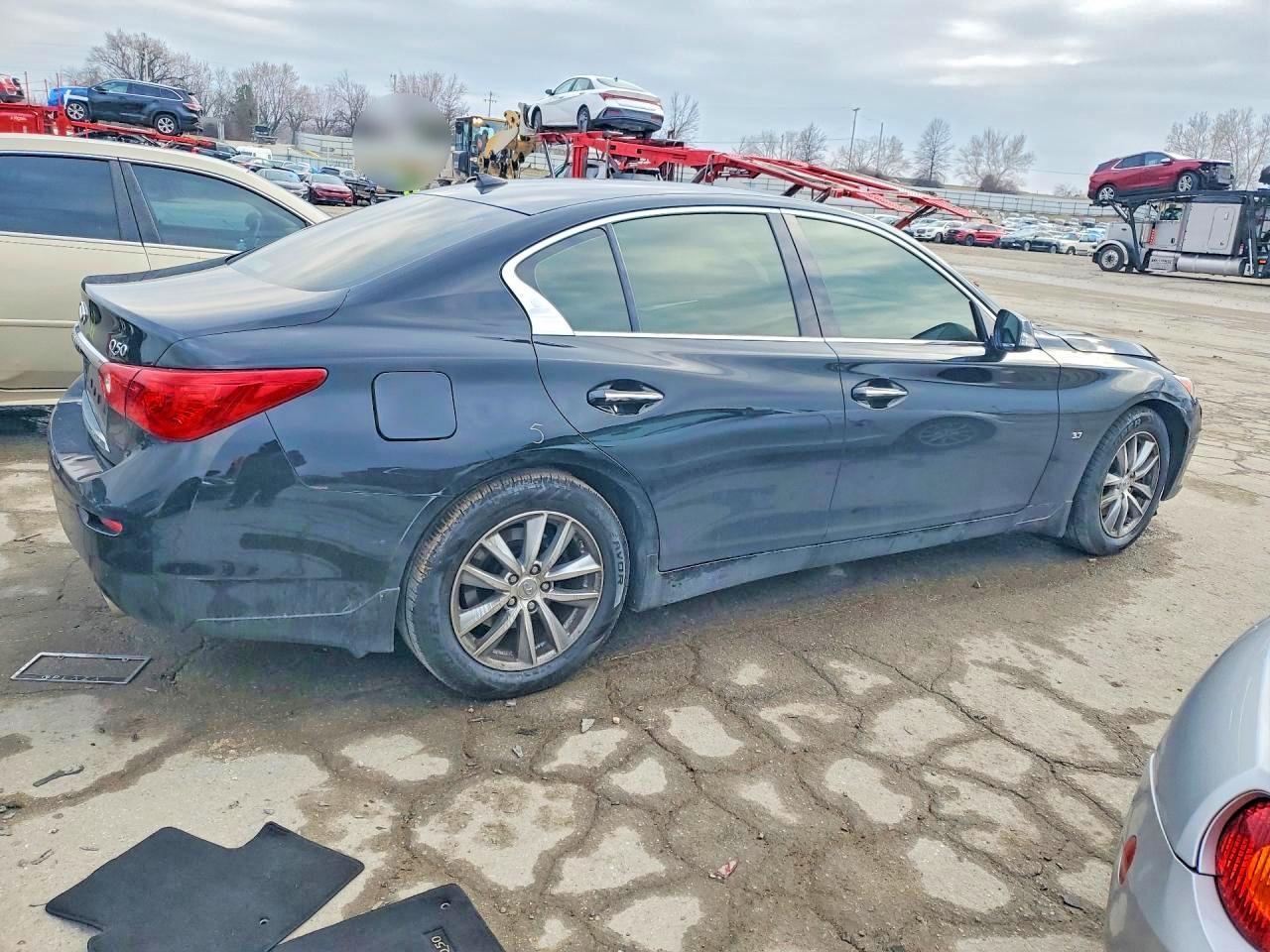2015 Infiniti Q50 Premium - Фото 3