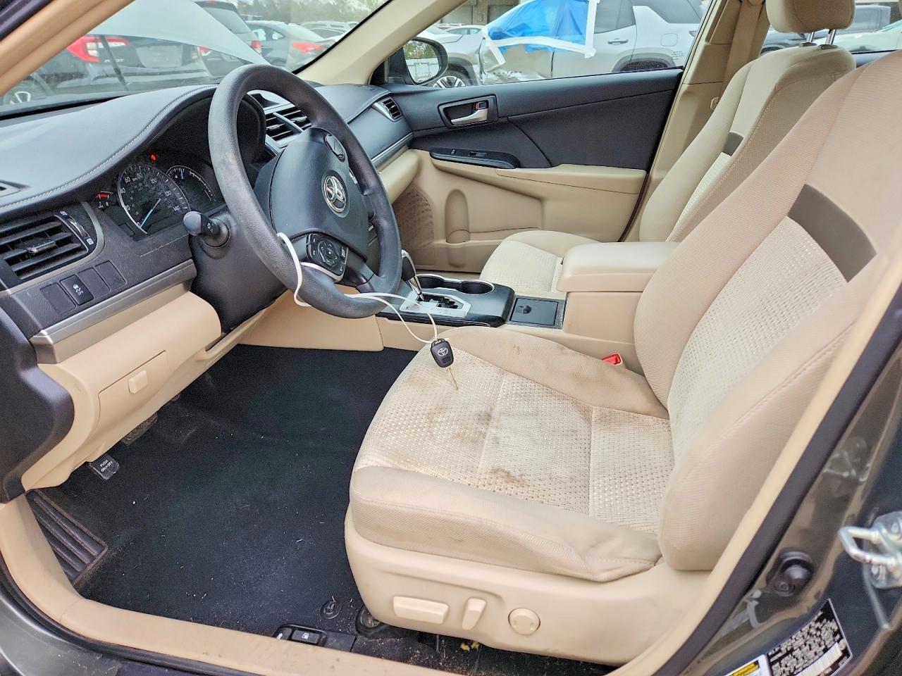 2013 Toyota Camry Le - Фото 7