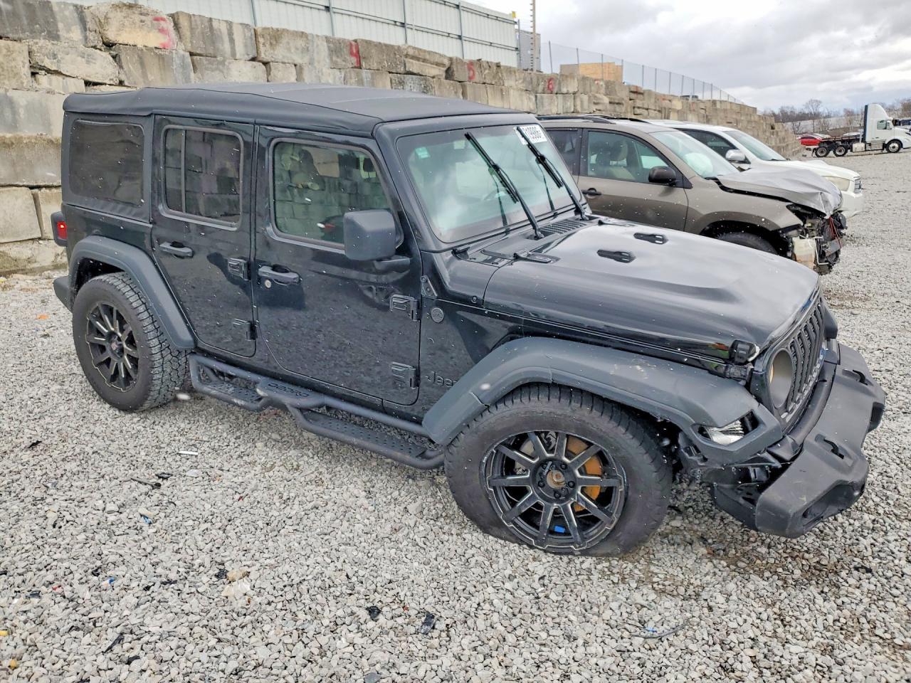 2025 Jeep Wrangler Sport - Фото 4