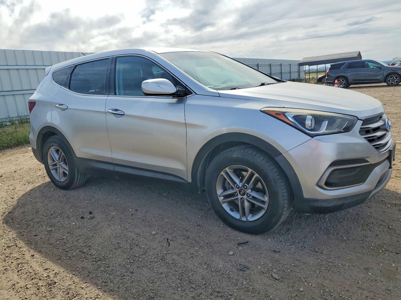 2018 Hyundai Santa Fe Sport 2.4L - Image 4