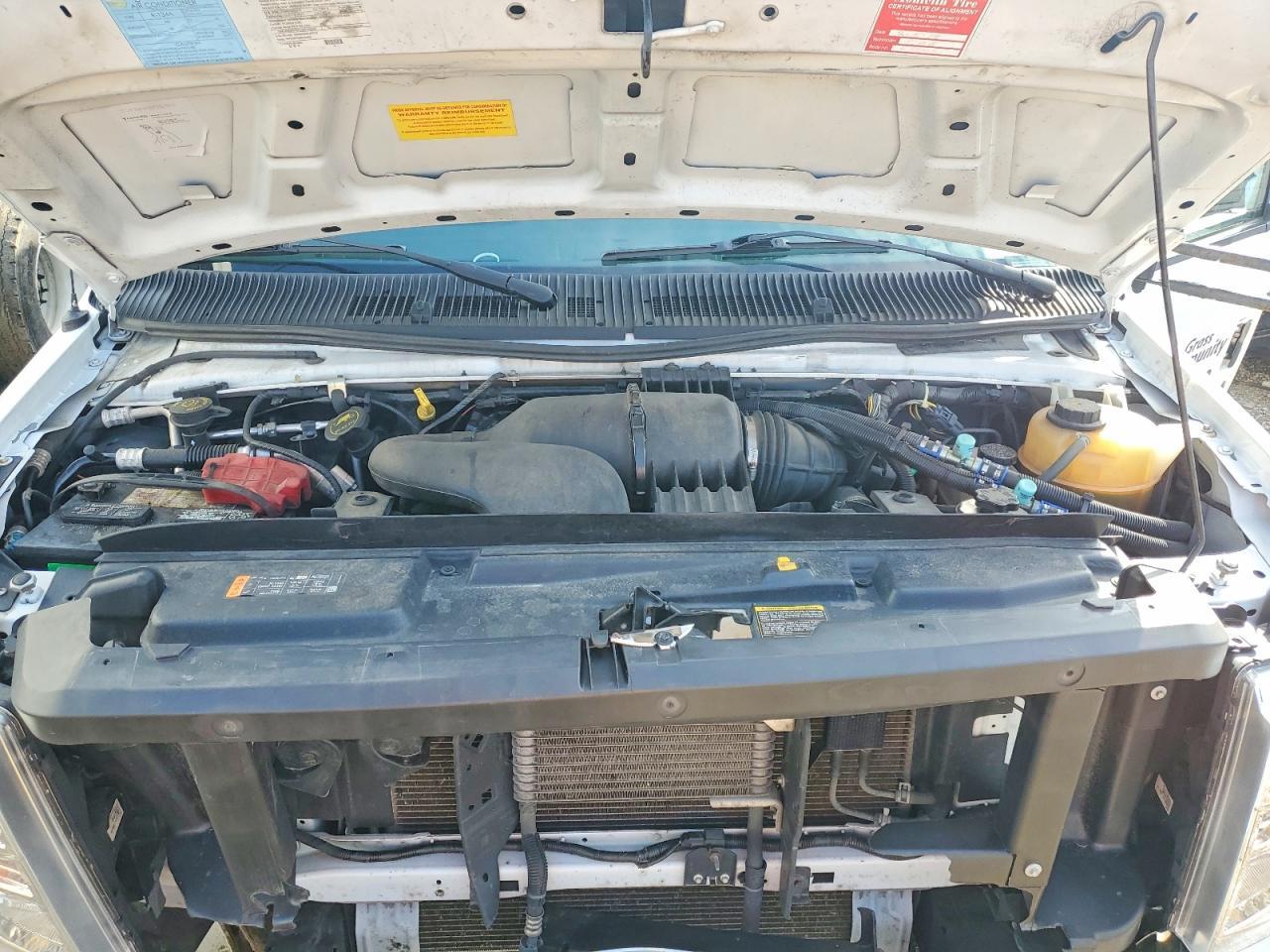 2019 Ford Econoline E350 Super Duty Cutaway Van - Image 7