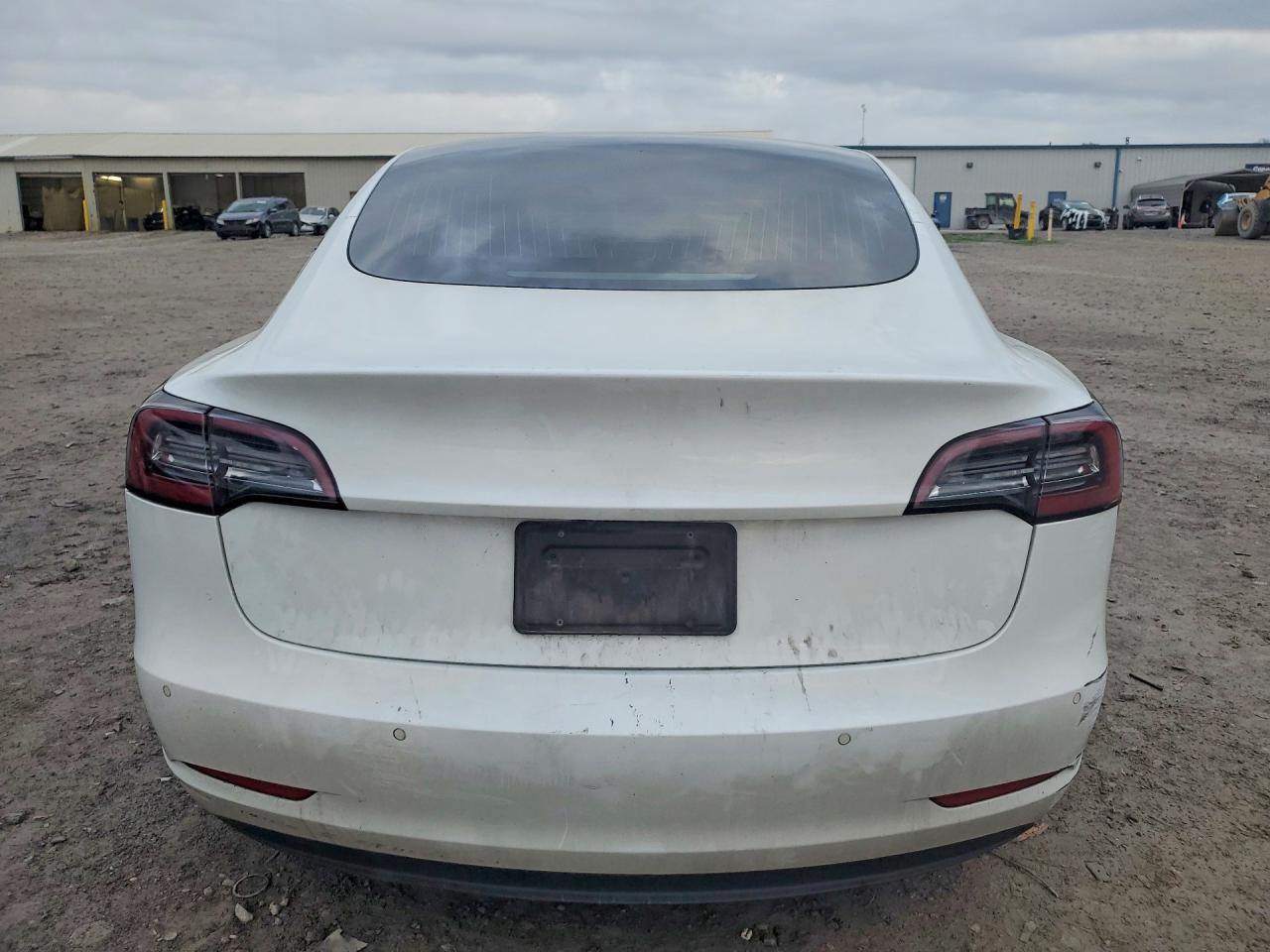 2019 Tesla Model 3 - Фото 6