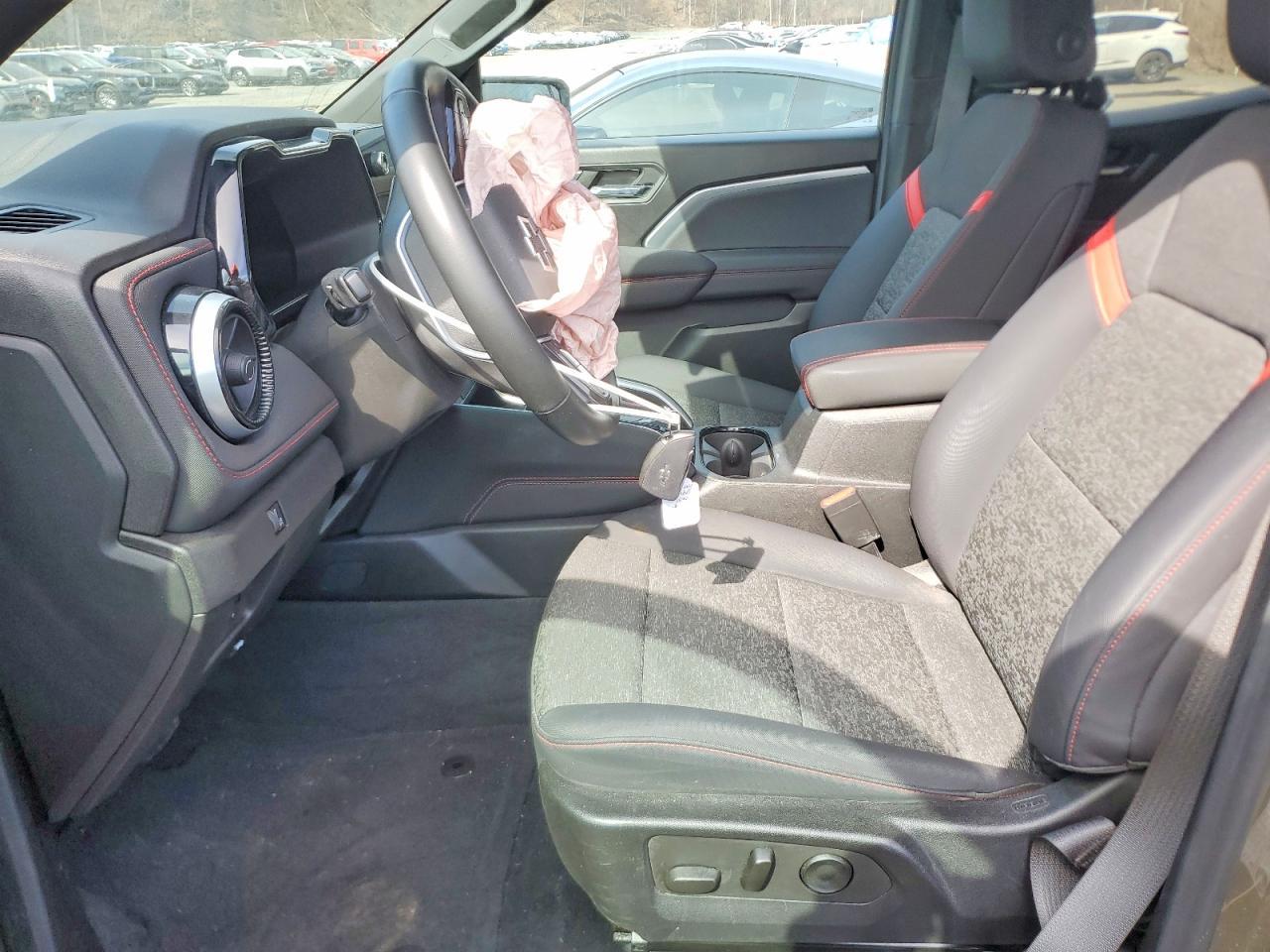 2024 Chevrolet Colorado Z71 4Wd - Фото 7