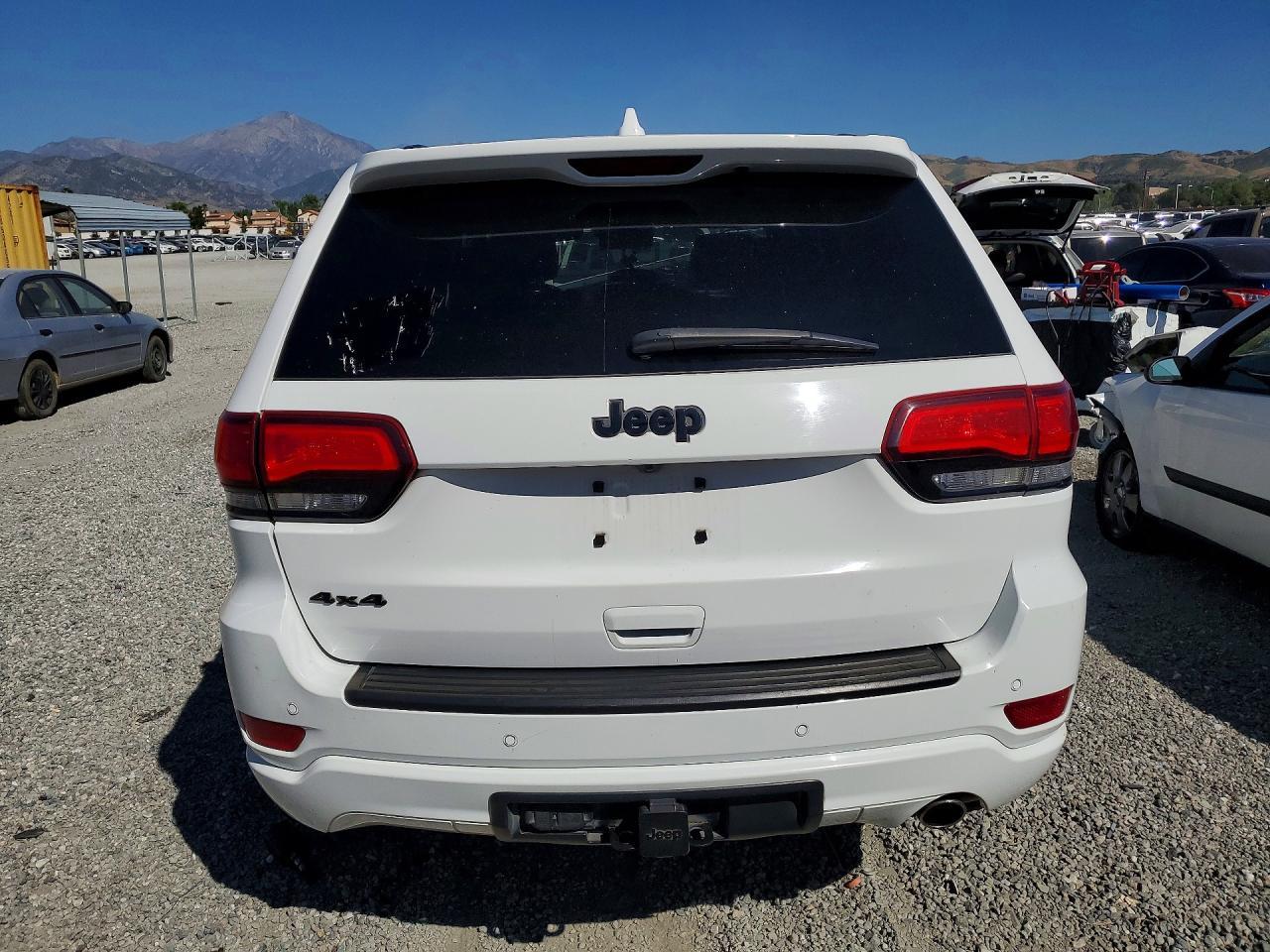 2021 Jeep Grand Cherokee Laredo - Фото 6