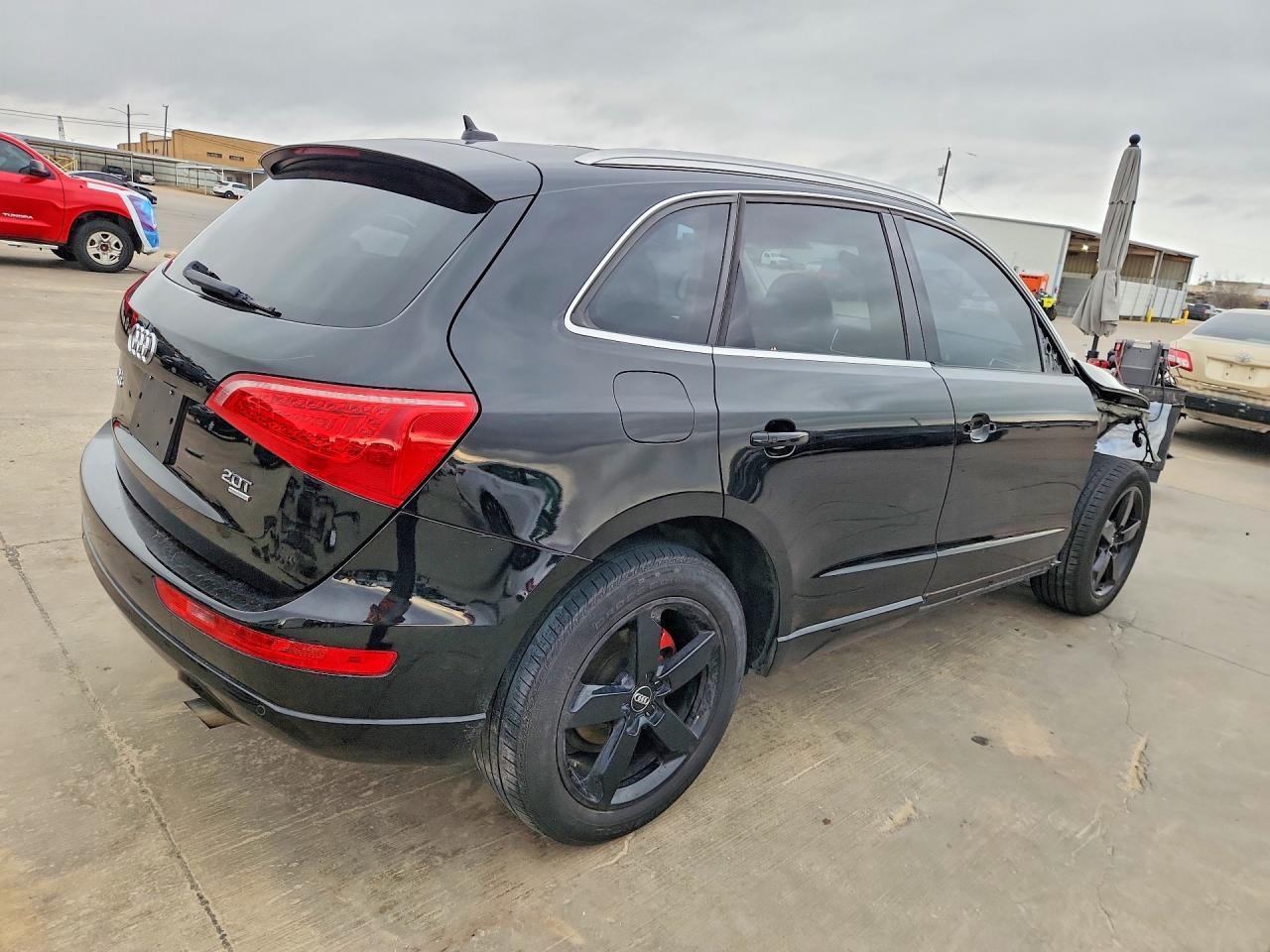 2011 Audi Q5 Premium Plus - Фото 3