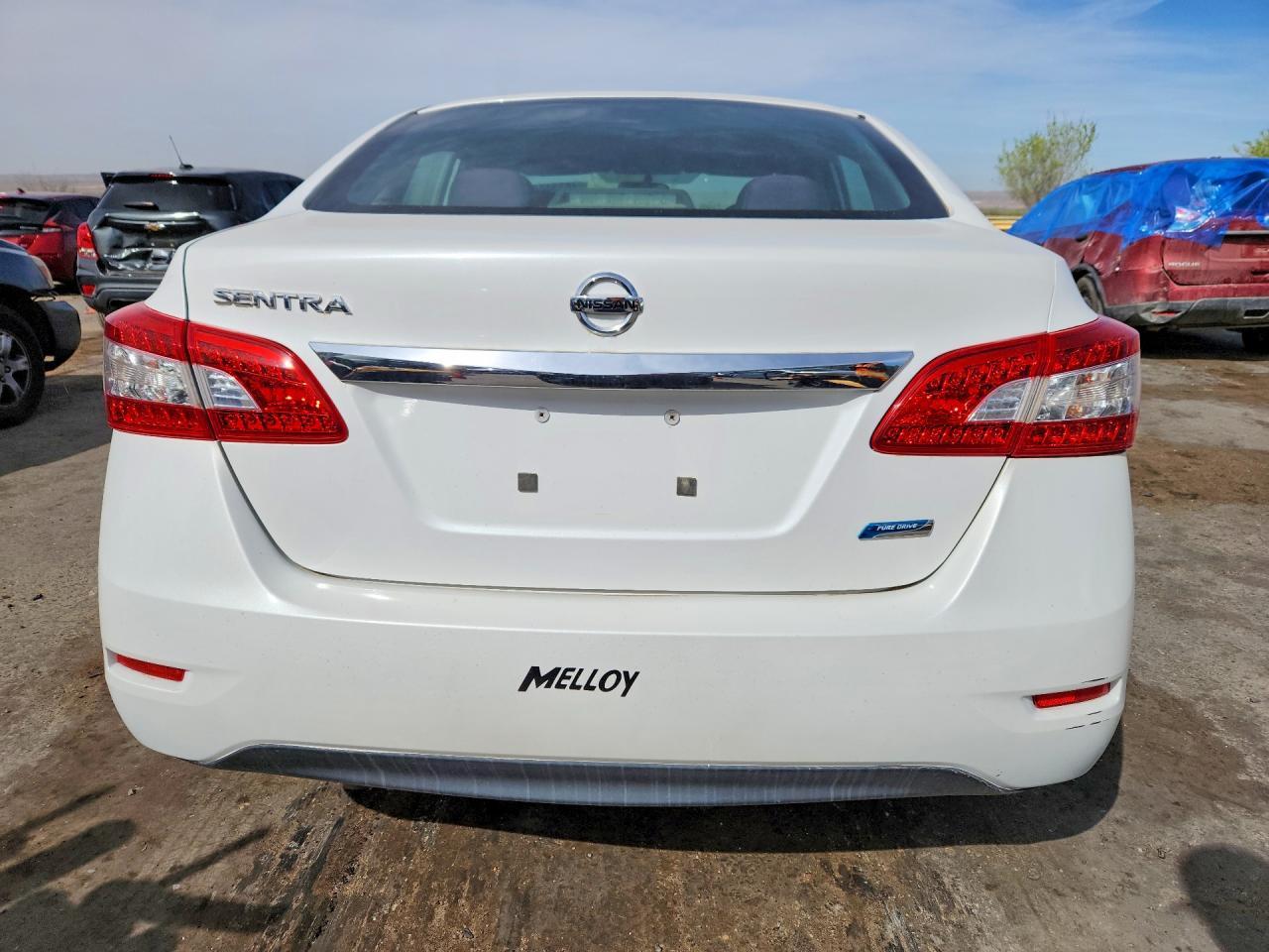 2014 Nissan Sentra S - Фото 6