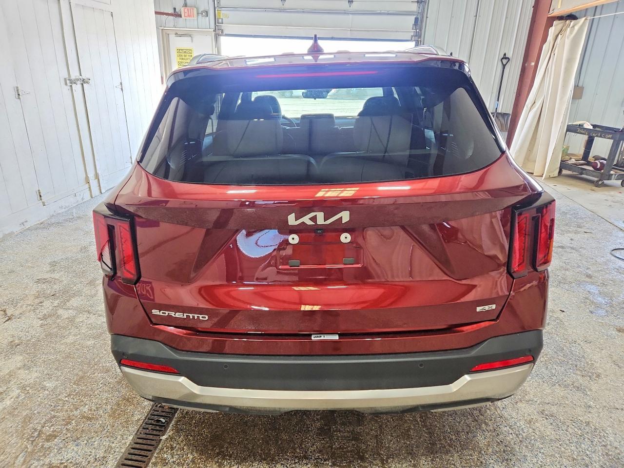 2024 Kia Sorento S - Фото 6