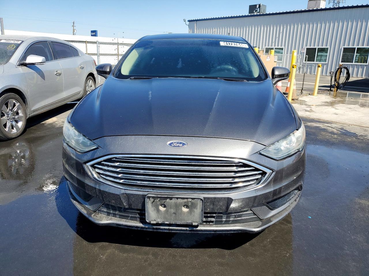 2017 Ford Fusion Se - Image 5