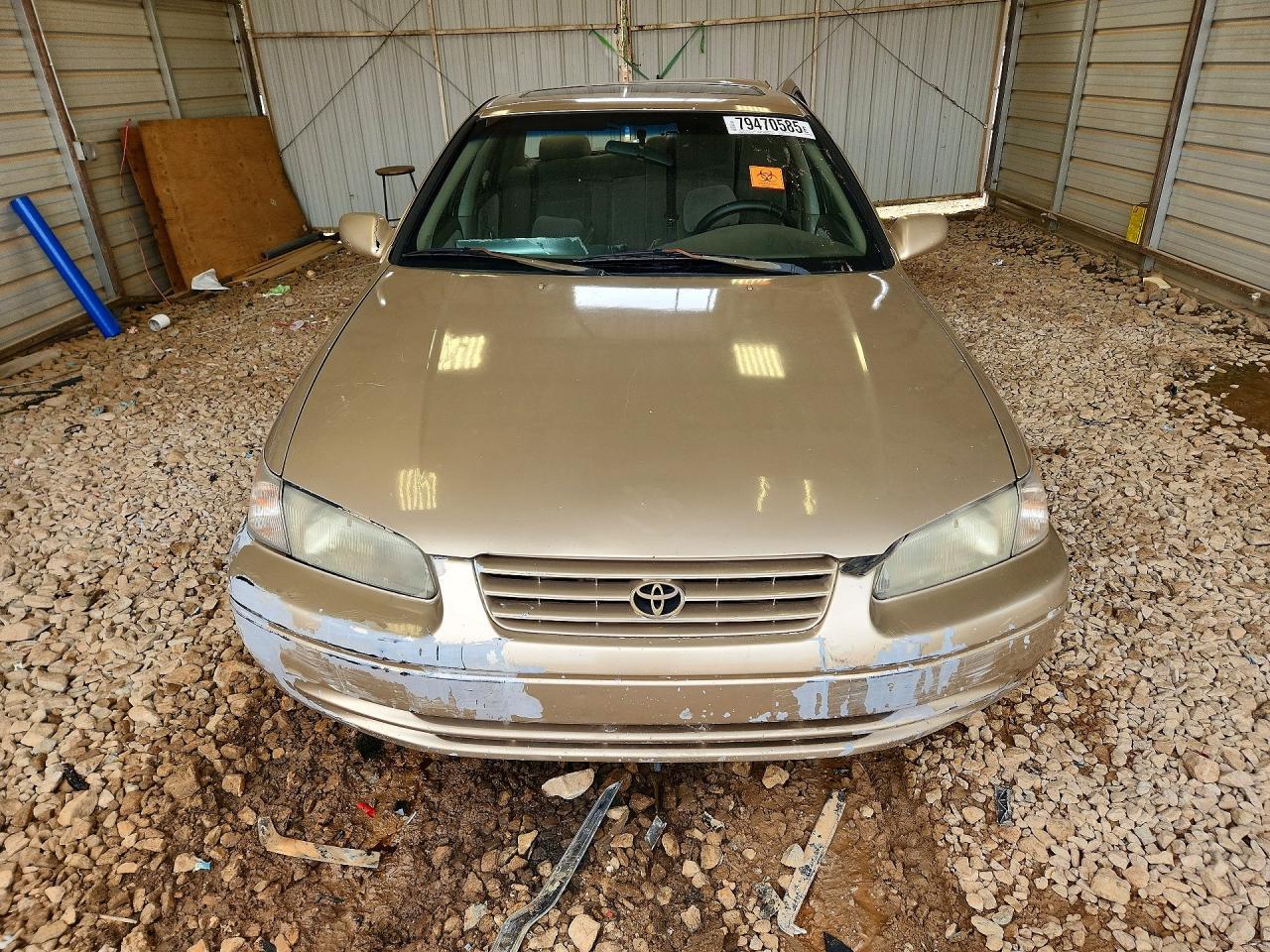 1997 Toyota Camry Le - Image 5