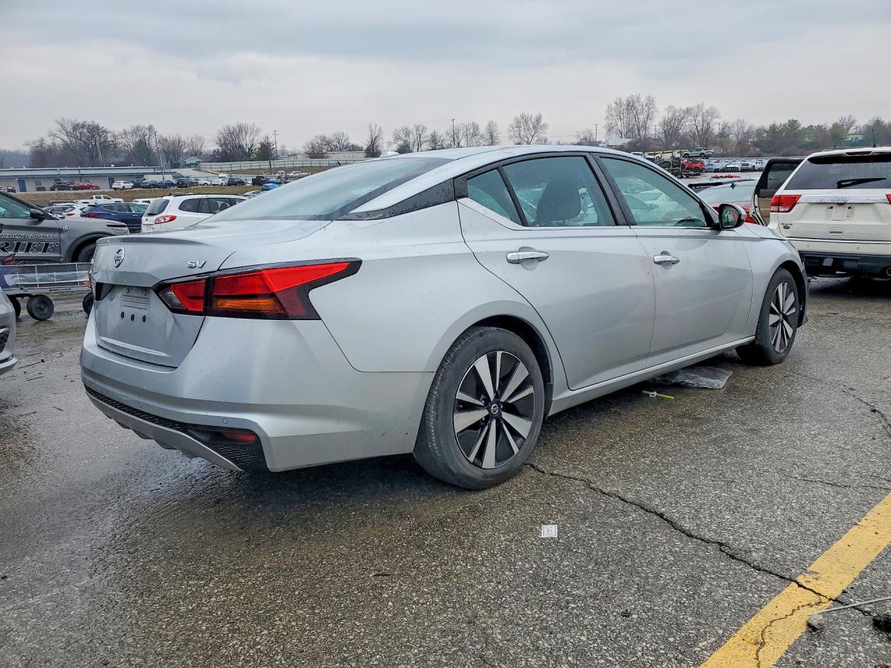 2021 Nissan Altima Sv - Фото 3