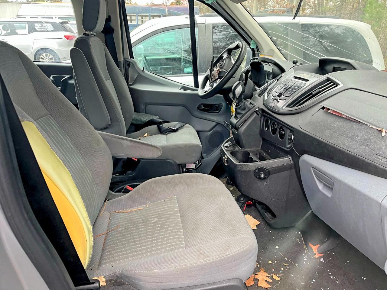 2017 Ford Transit T-150 - Image 5