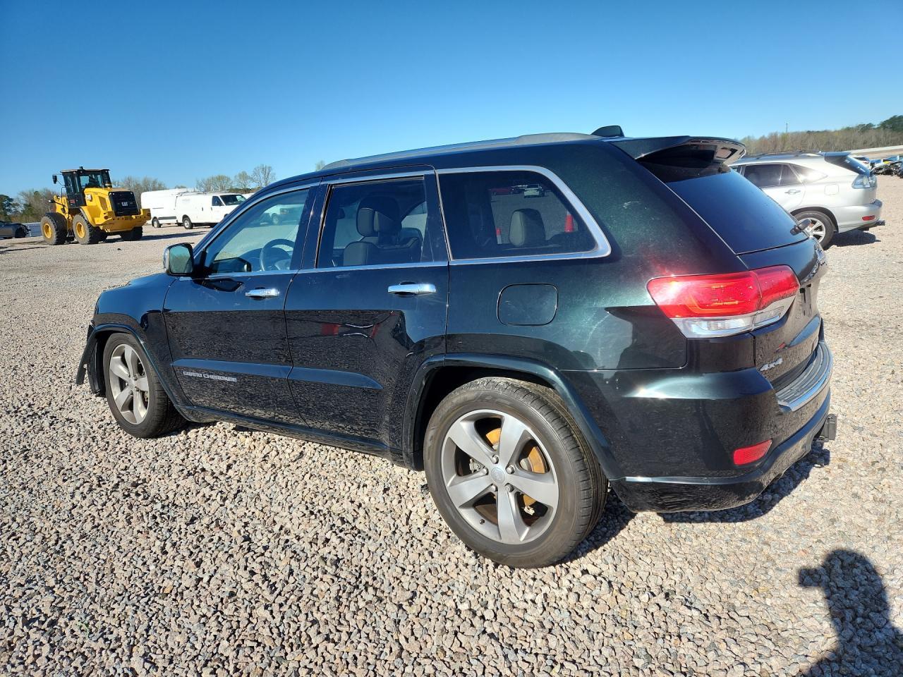 2014 Jeep Grand Cherokee Overland - Image 2