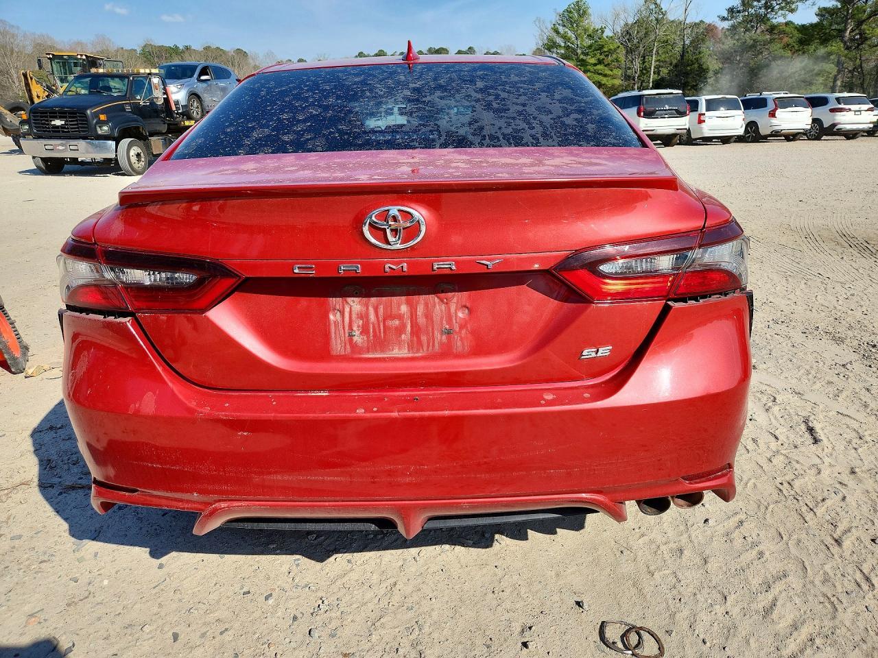 2021 Toyota Camry Se - Фото 6