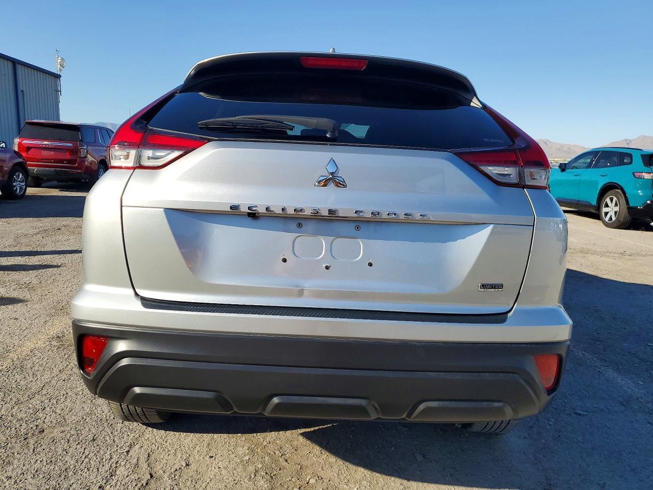 2025 Mitsubishi Eclipse Cross Le - Image 6