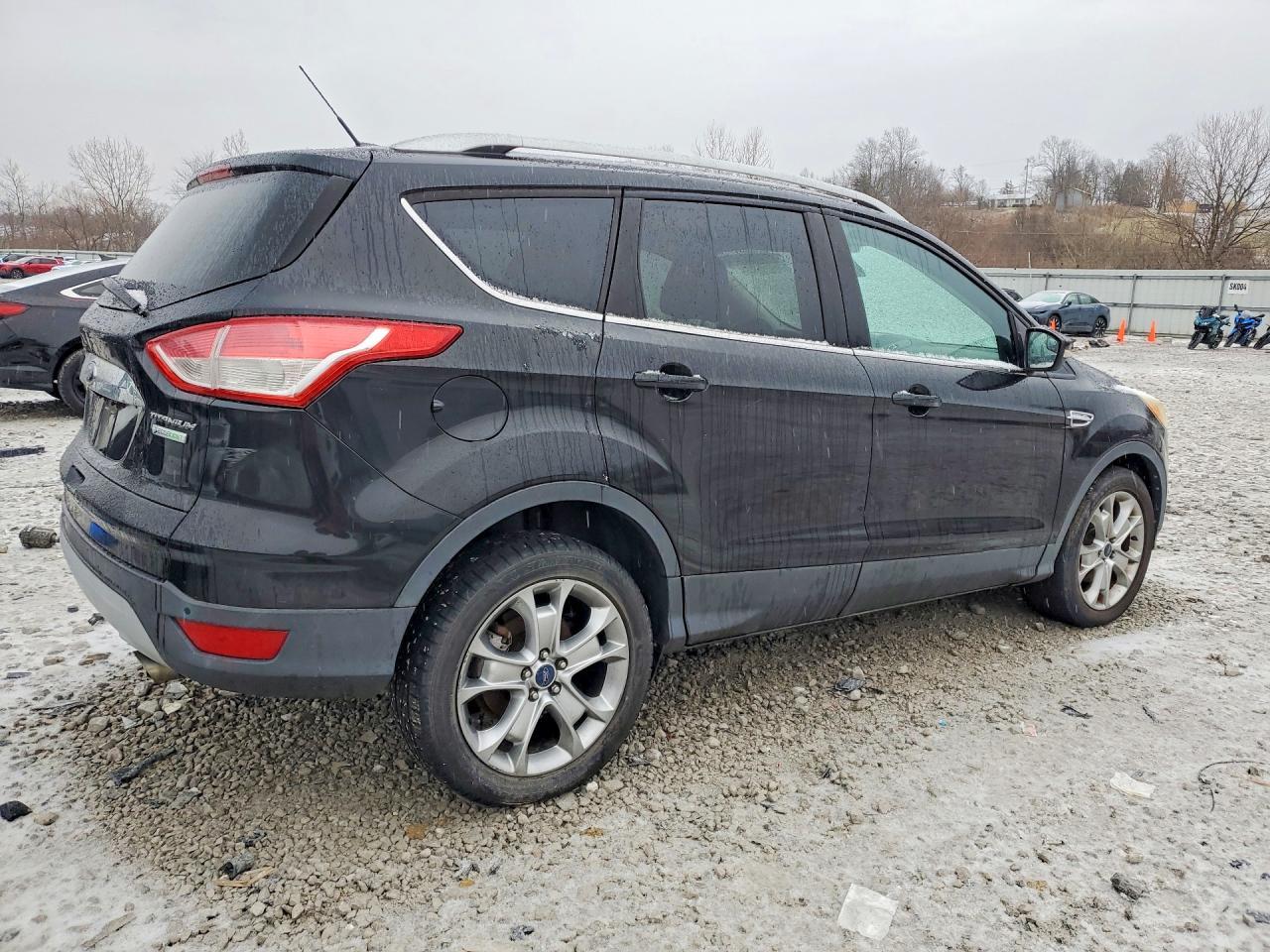 2014 Ford Escape Titanium - Image 3
