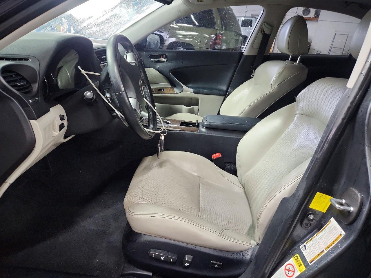 2011 Lexus Is 250 Base - Image 7