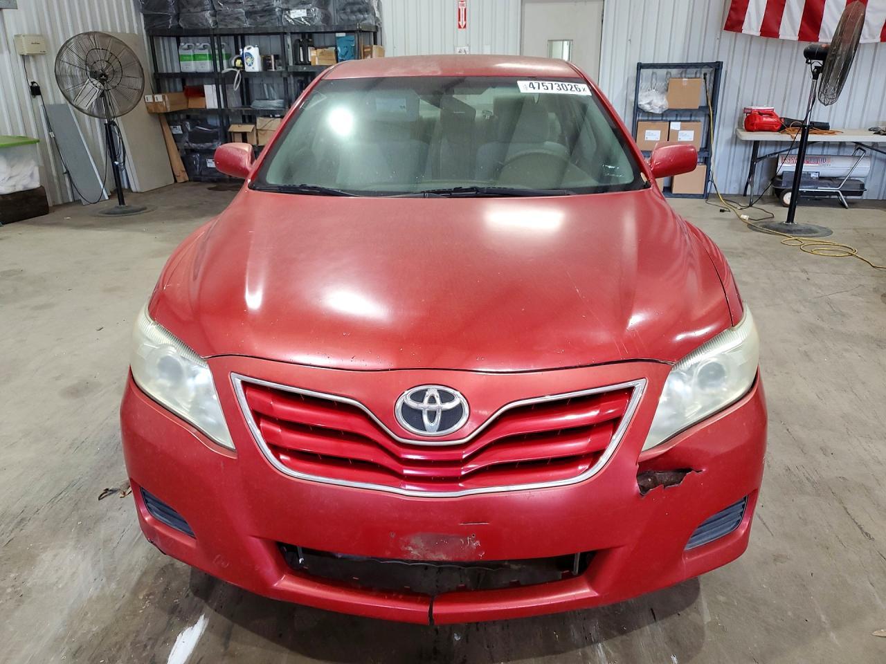 2011 Toyota Camry Le - Image 5