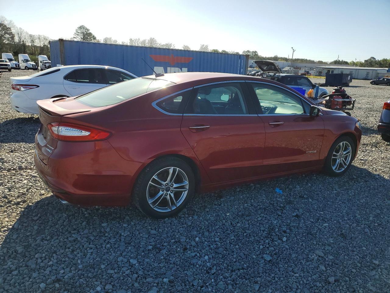 2016 Ford Fusion Titanium Hev - Фото 3
