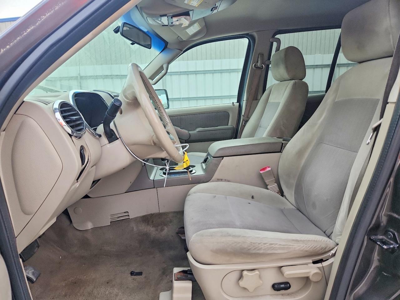 2007 Ford Explorer Xlt - Image 7