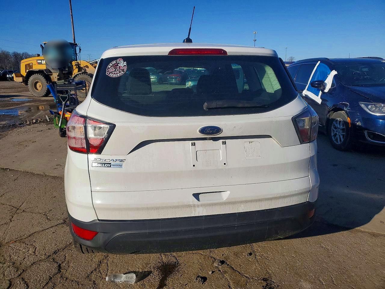 2017 Ford Escape S - Фото 6