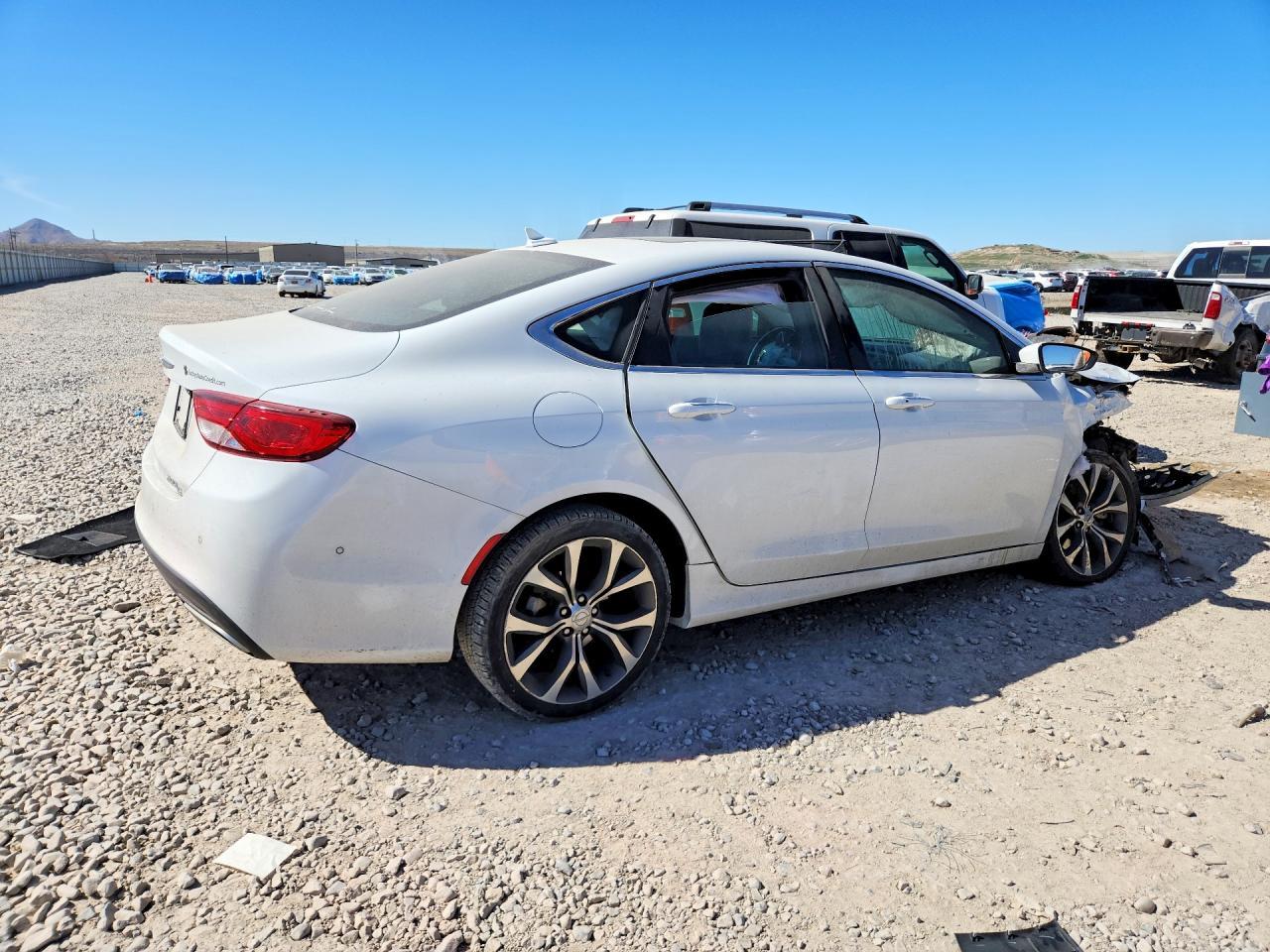 2015 Chrysler 200 C - Image 3